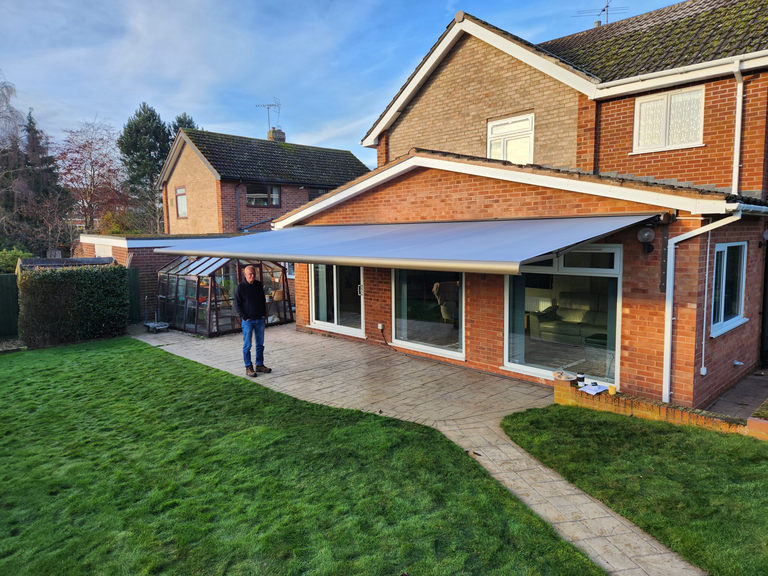 5010 Awning - Staffordshire | Gallery | Roché Awnings